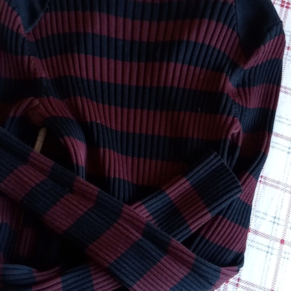 Gabriel Union stripe dress. - Picture 6 of 9